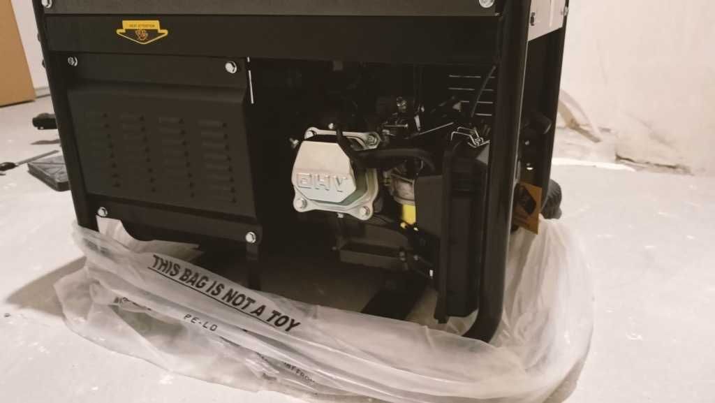 Sprzedam nowy Agregat prądotwórczy 3 fazy 3,8kW/ 6,7kW - 3 FAZY