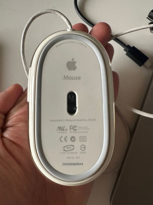 Apple Mouse - myszka przewodowa USB