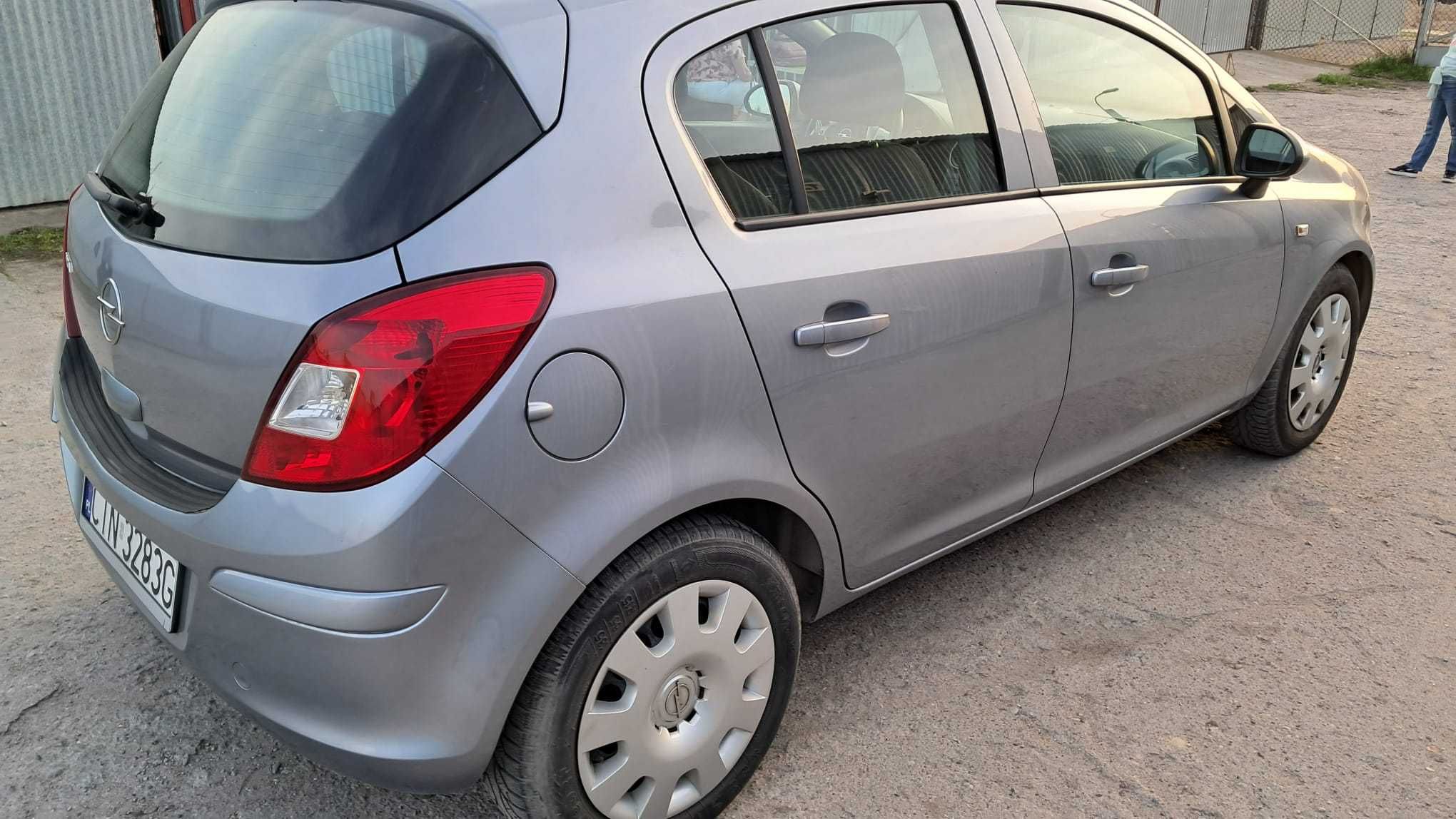 Opel Corsa D 1.2 BENZYNA