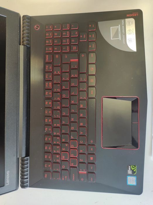 Portátil Lenovo Y520-15IKBN I5-7300HQ 8GB RAM DDR4 256GB NVMe