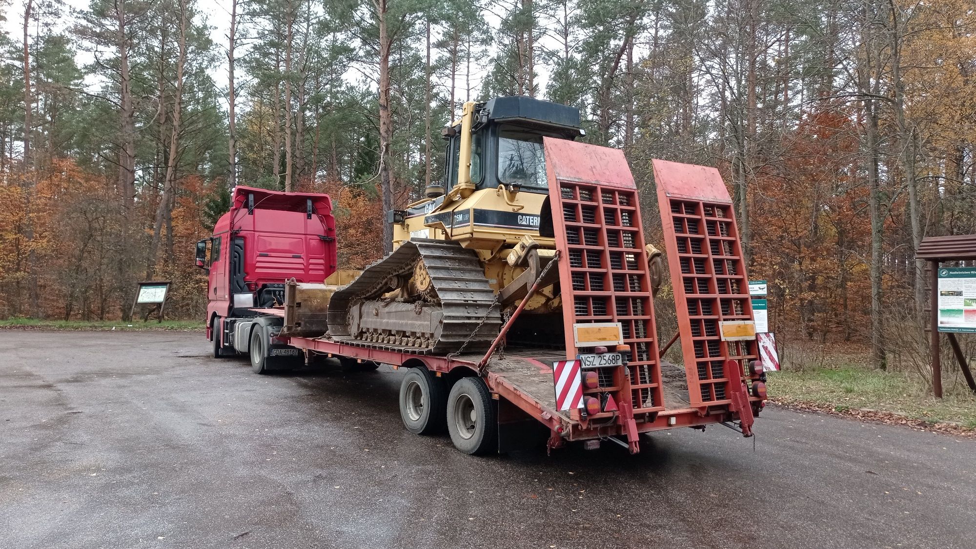 Transport...siano,slomaa,wywrotka ,platforma,laweta ,ruchoma podłoga.