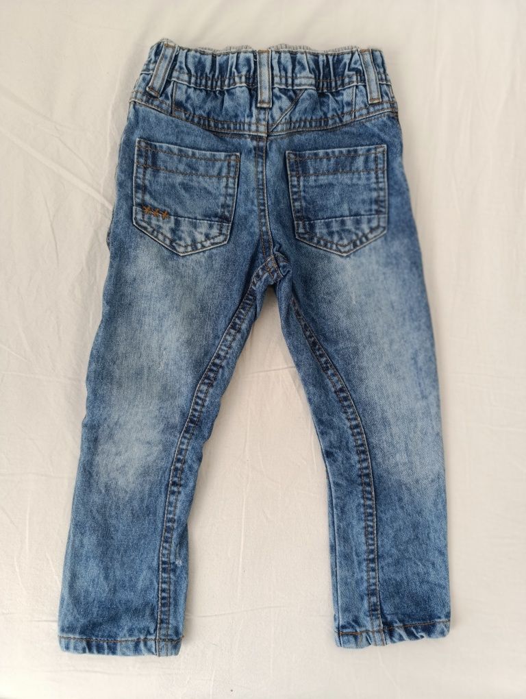 Spodnie jeansowe r. 98