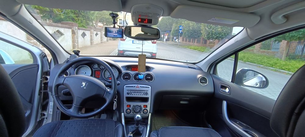 Peugeot 308 PRO PLUS