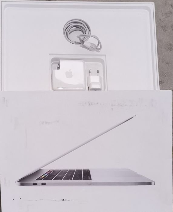 MacBook Pro 15 I7 16GB