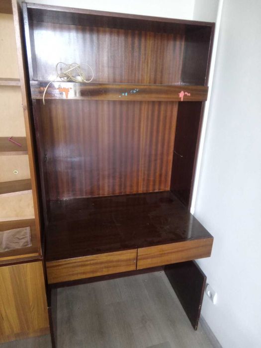 Шкаф               .