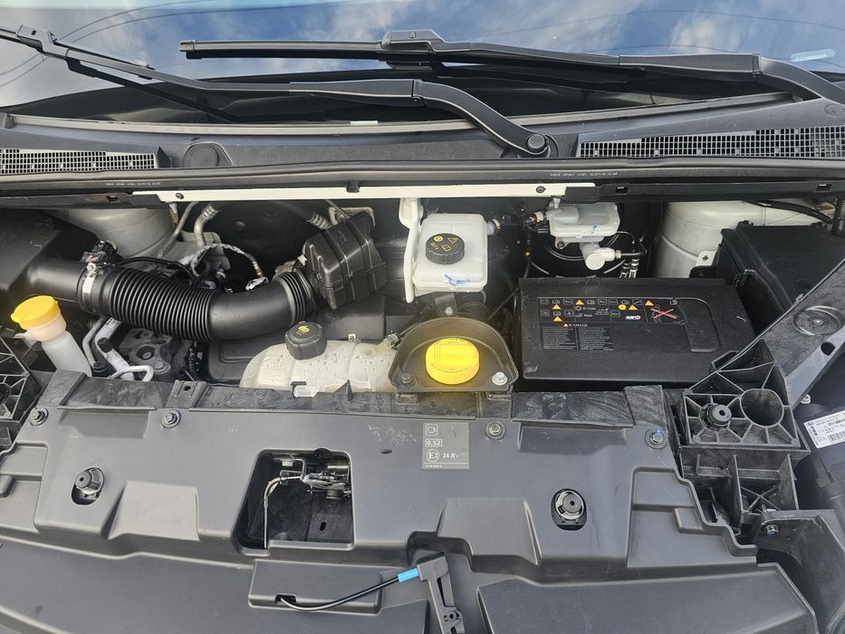 Терміново продам Renault trafic 3