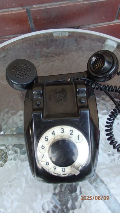 Telefon stacjonarny z PRL-u RWT