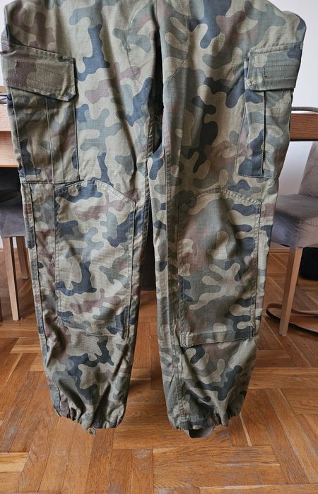 Sprzedam mundór moro rozmiar M/L