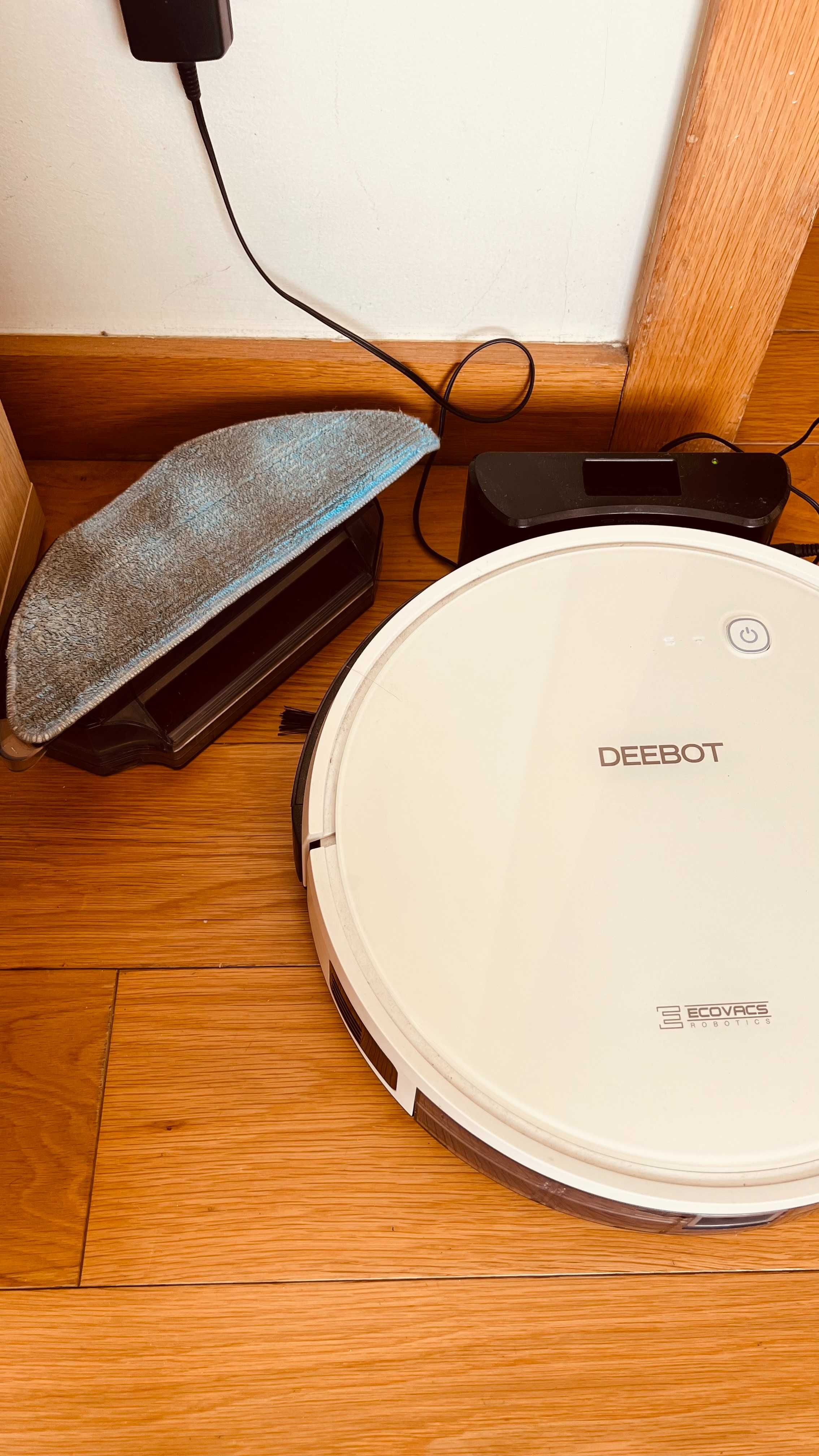 Aspirador Robô Ecovacs Deebot 600 Series – Aspira e Passa Pano