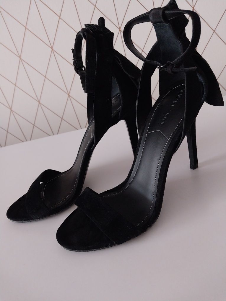 Босоножки Kendall+Kylie