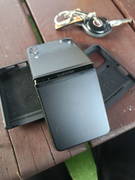 Samsung Galaxy flip 35G stan dobry