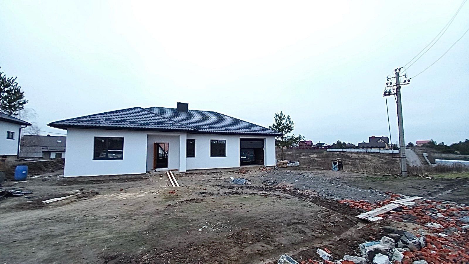 Продається американка район Караван.