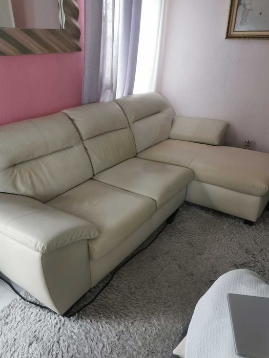 Sofá pele sintética com chaise longue