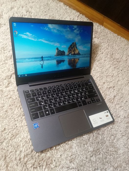 Ноутбук Asus новий 2023рік/ssd/4озу/батарея 6-10 годVivobook/14 дюймів