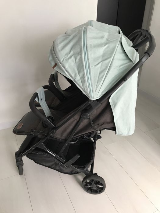 Дитяча прогулянкова коляска для двійні CARRELLO