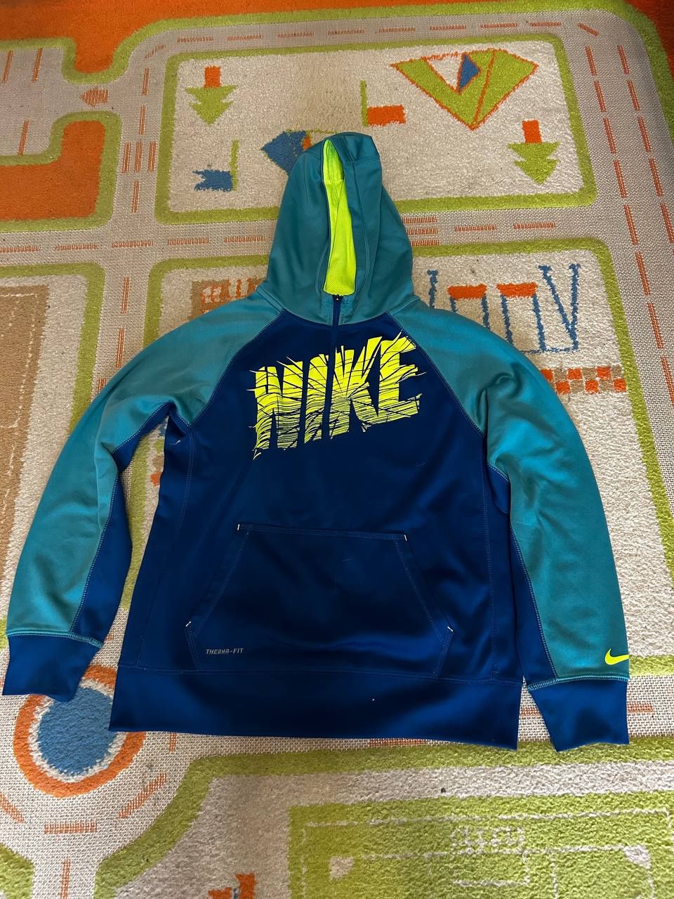 Анурак Nike розмір XL