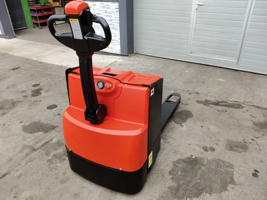 Paleciak elektryczny Heli