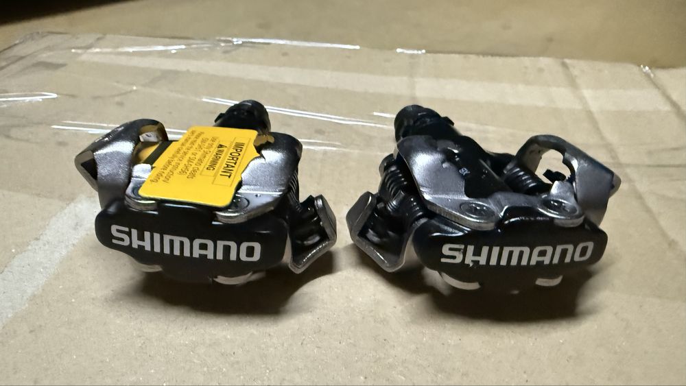 Pedais shimano m520