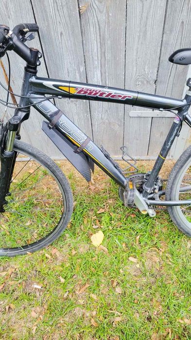 Rower crossowy z osprzętem Shimano – gotowy do jazdy!