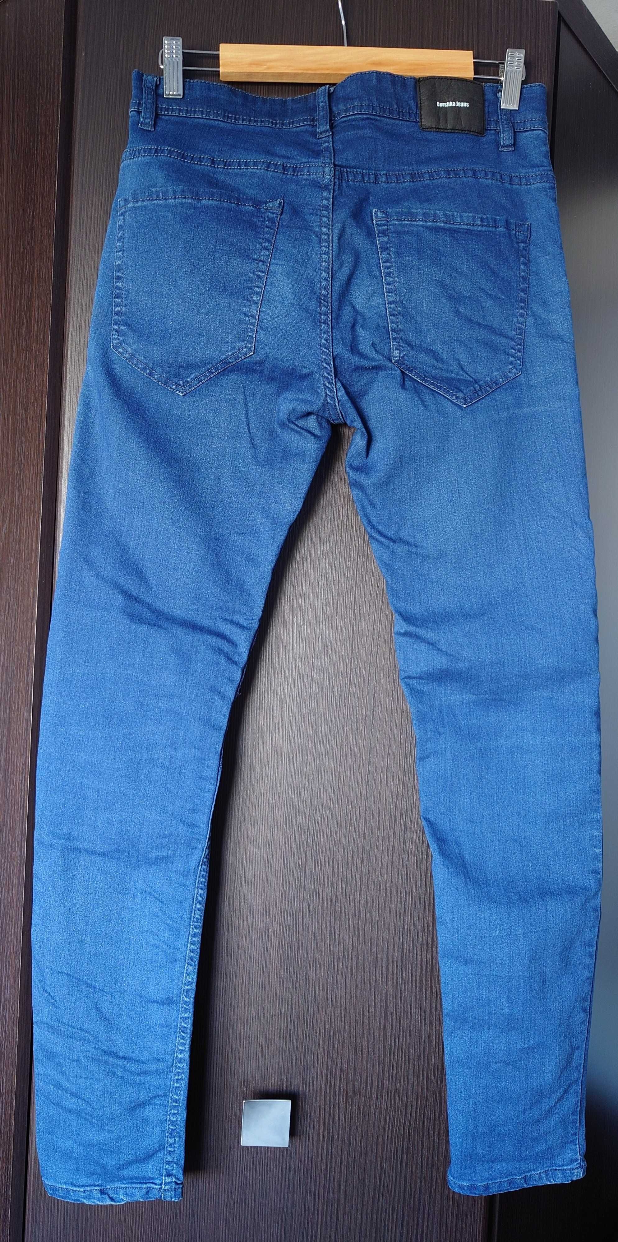 Spodnie jeans Bershka
