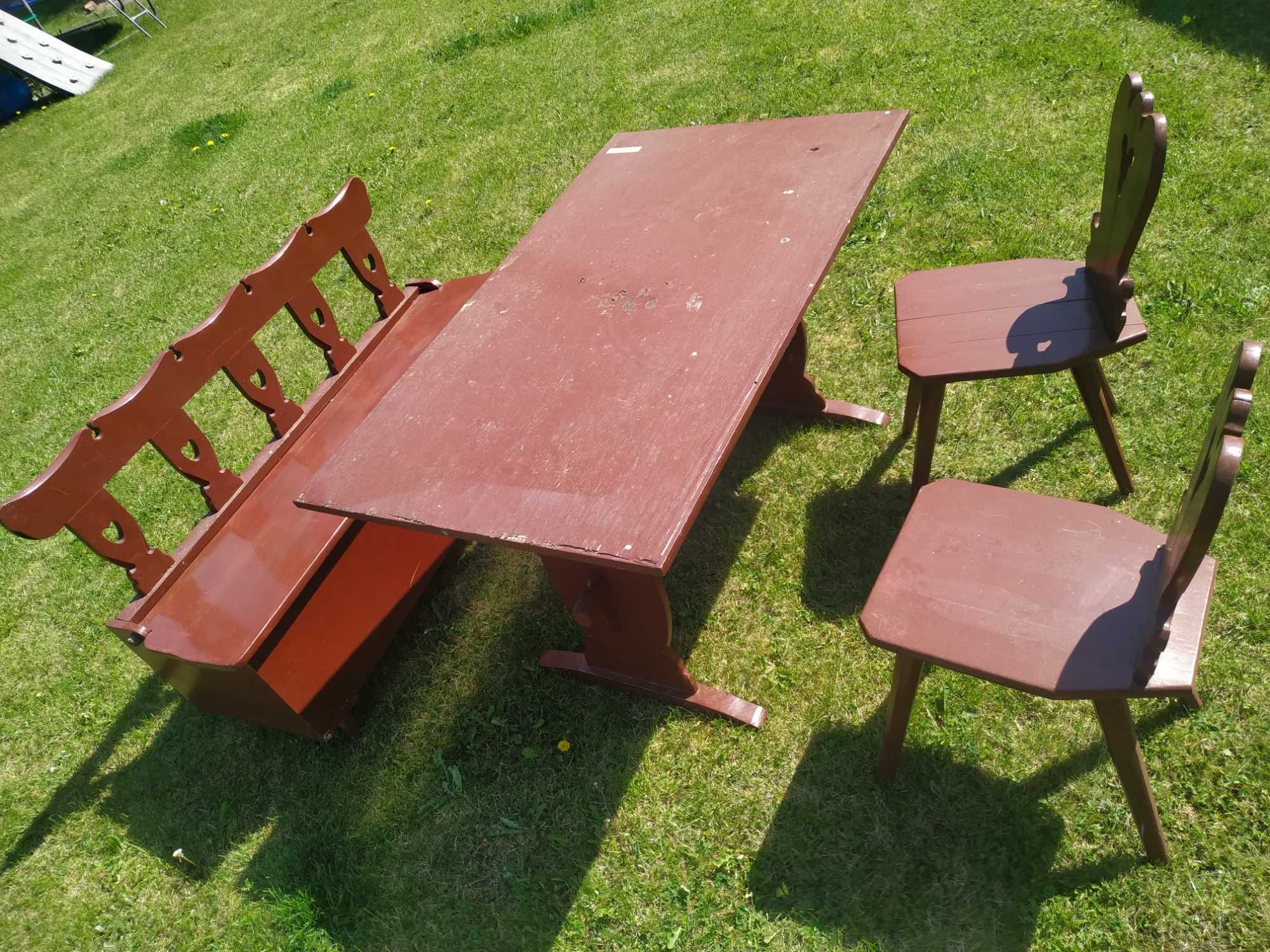 Stół z krzesłami i ławką Cepelia