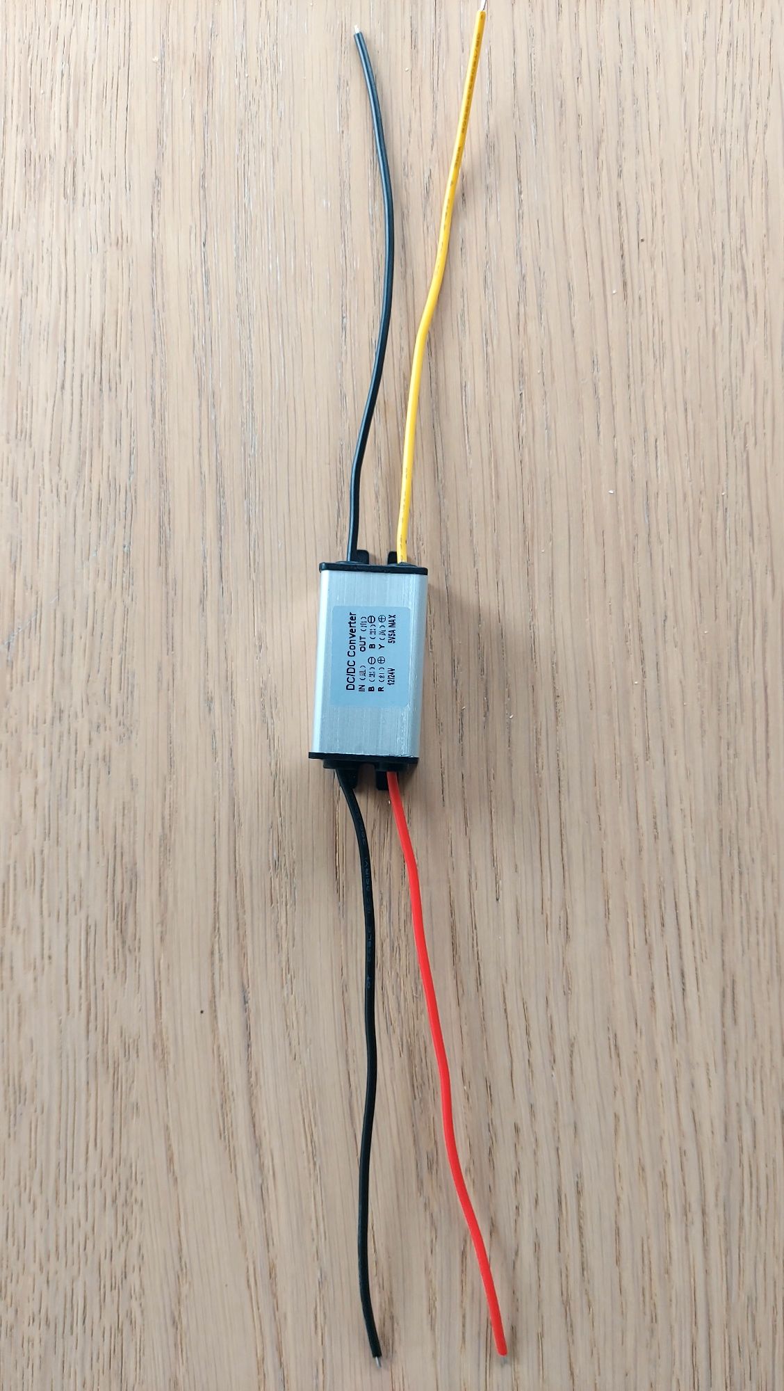 Przetwornik Reduktor napięcia DC 12-24 do 5 Volt hermetyczna obudowa