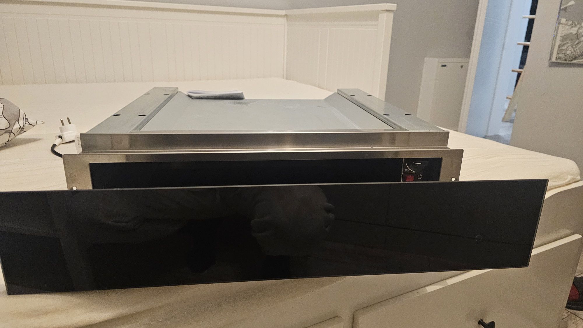 PROMOCJA-Szuflada do podgrzewania do zabudowy Whirlpool W1114