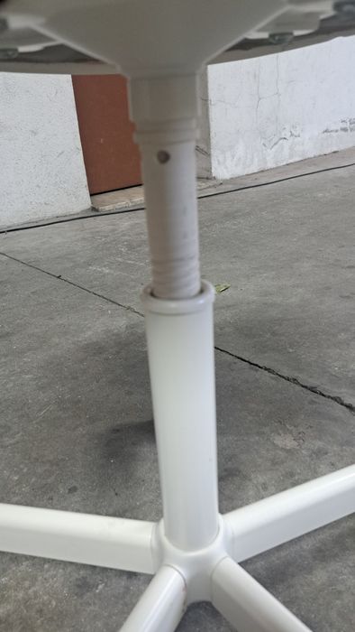 Secretaria + cadeira de criança excelente material