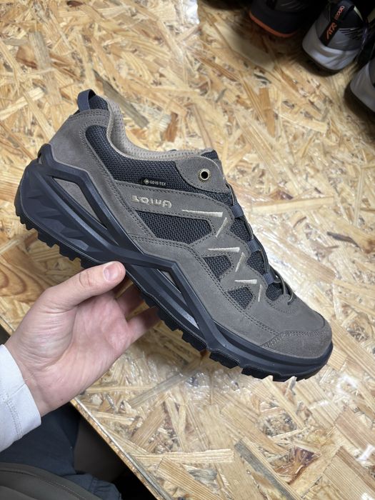 Чоловічі трекінгові кросівки Lowa Sircos Evo GTX Lo Gore Tex