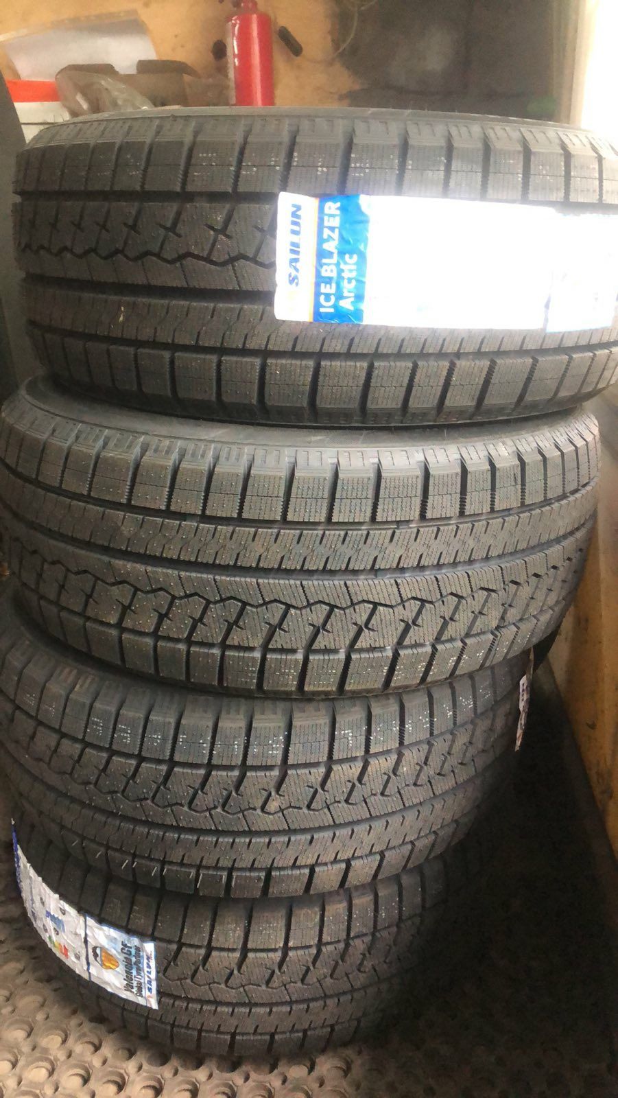 Диски Dezent Германия R16, 5x108 6,5 r16 ET50