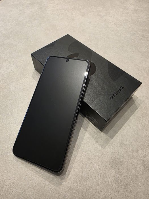 Samsung Galaxy S22, 256 GB, 8GB RAM z nową baterią i 2 lata gwarancji