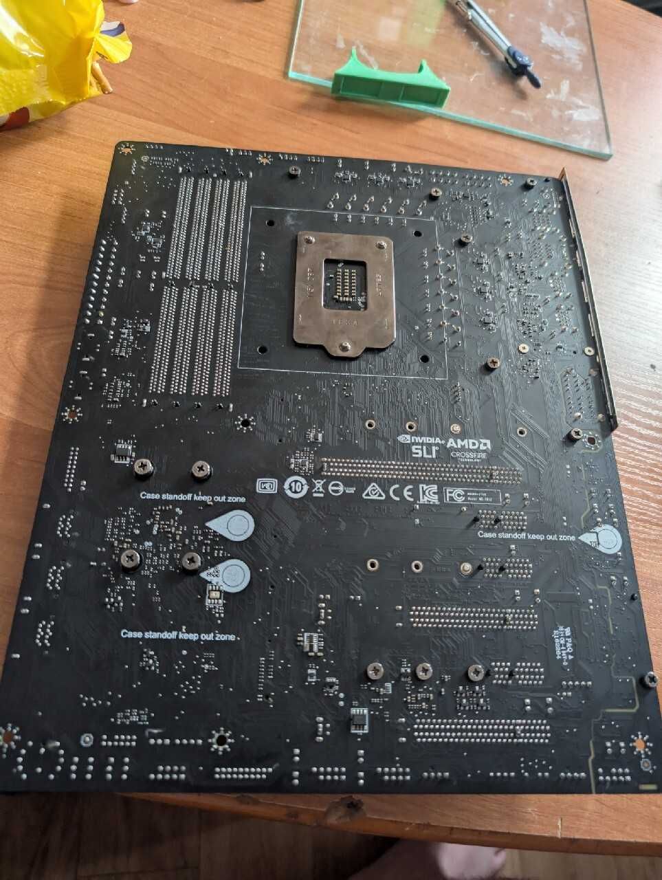 Płyta główna socket LGA1151 MSI Meg Z390 ACE + pentium Gold G5400 OPIS
