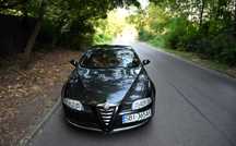 Alfa Romeo GT Czerwone skóry nagłośnienie Bose