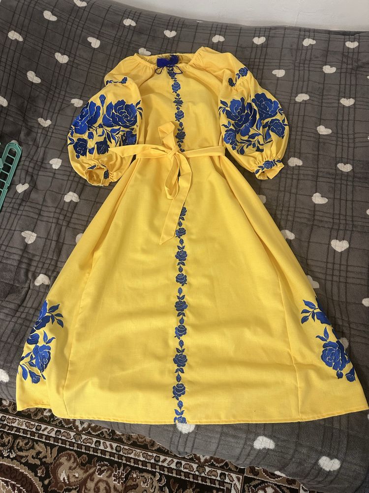 Вишиванка жіноча