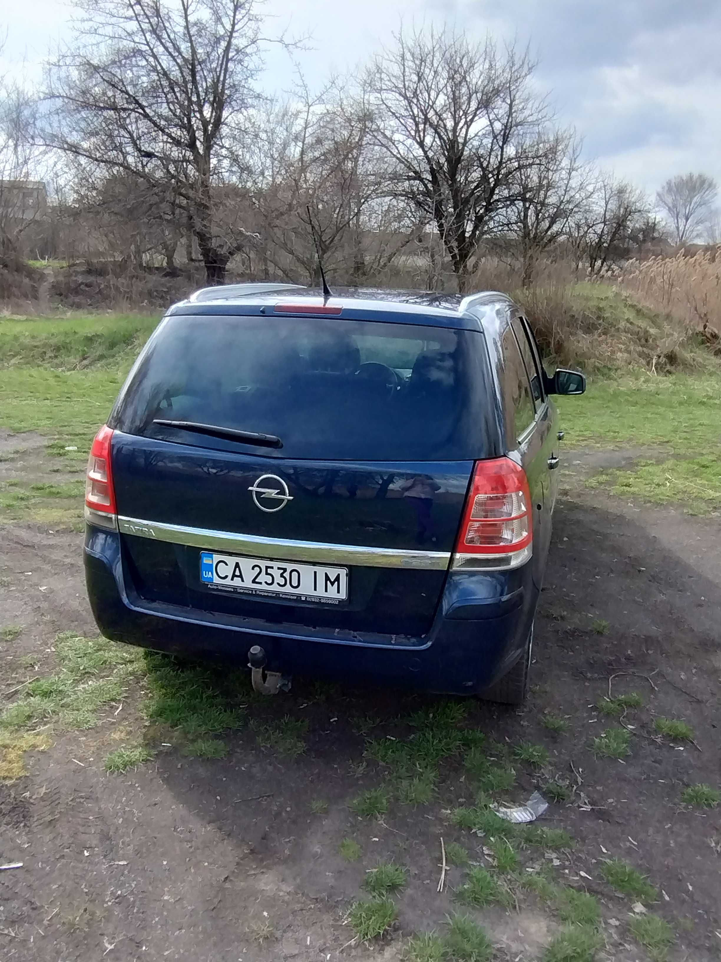 Продам Opel Zafira