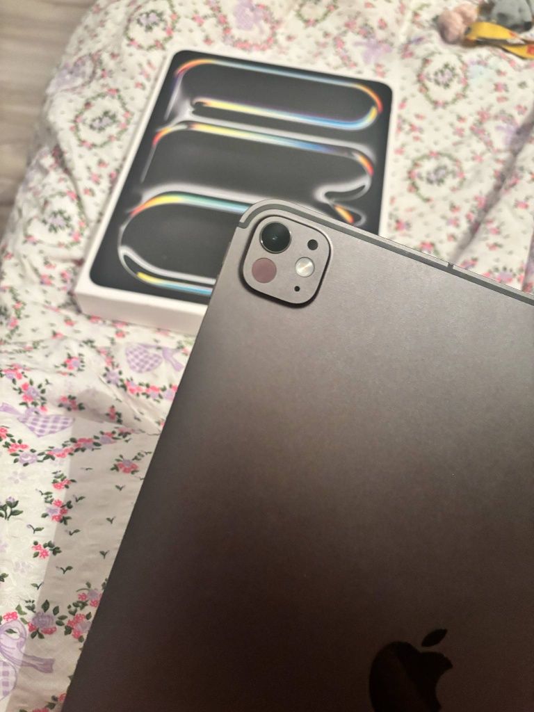 Ipad 13 pro tablet apple 256gb z,kablem USB