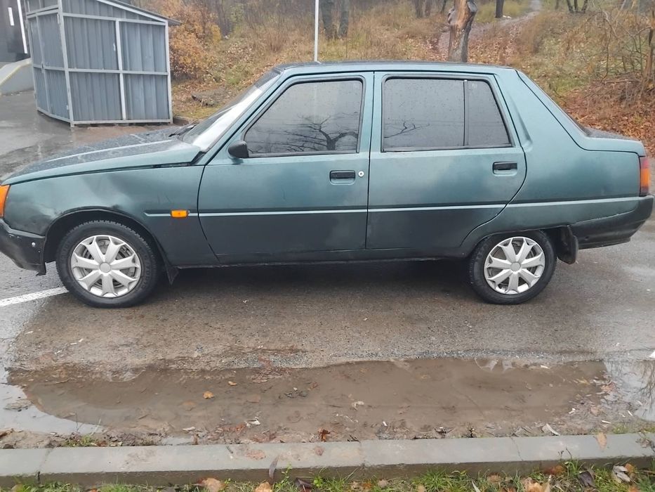 Славута 2004 Газ бензин