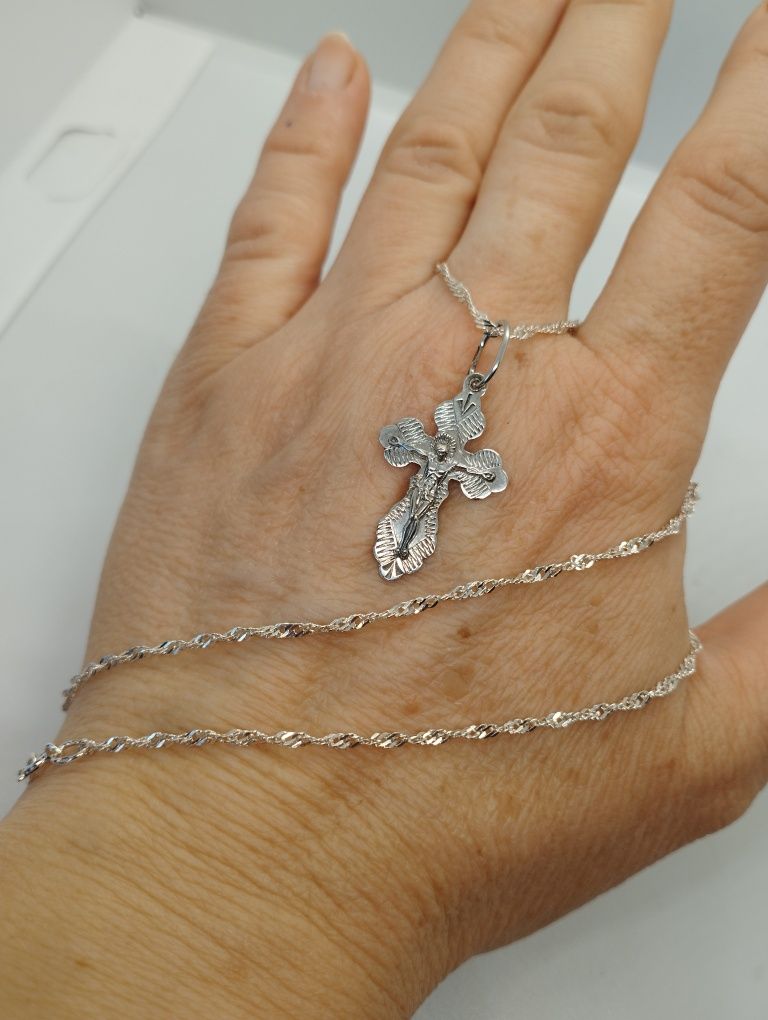 Серебряная цепочка с крестиком 3.21 грамма 45 см