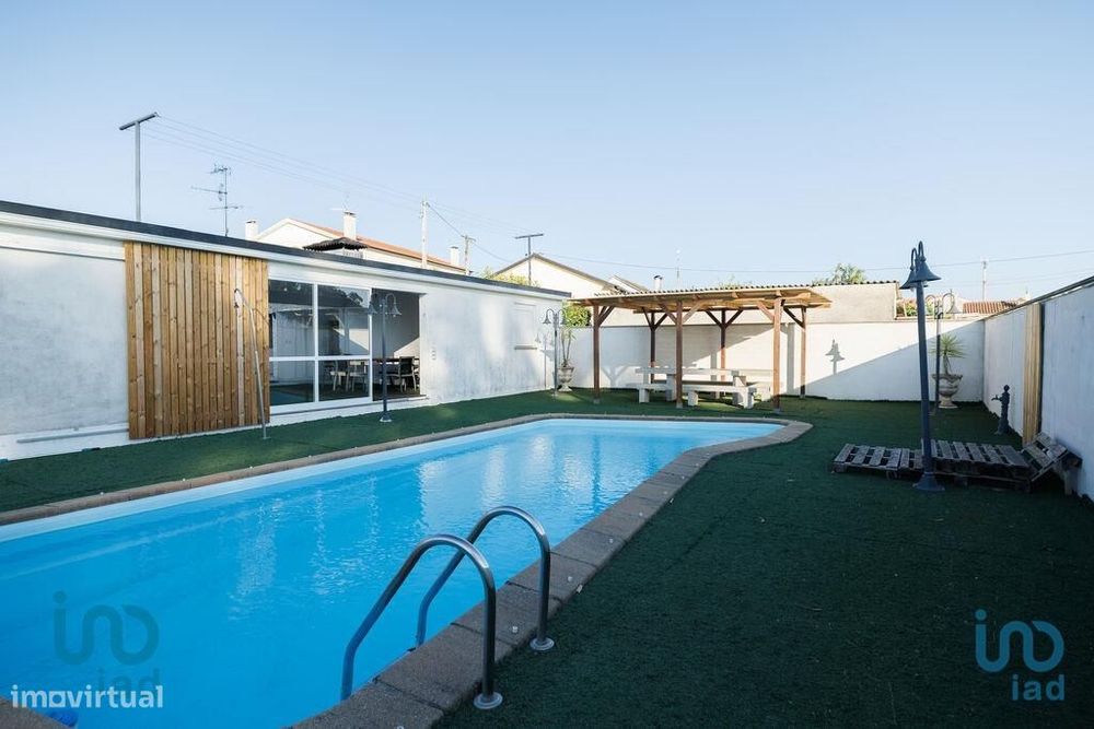Casa / Villa T3 em São Pedro da Torre de 364,00 m2