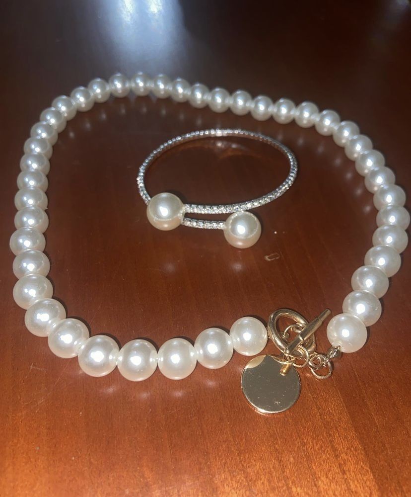 conjunto de pulseira e colar (novo)