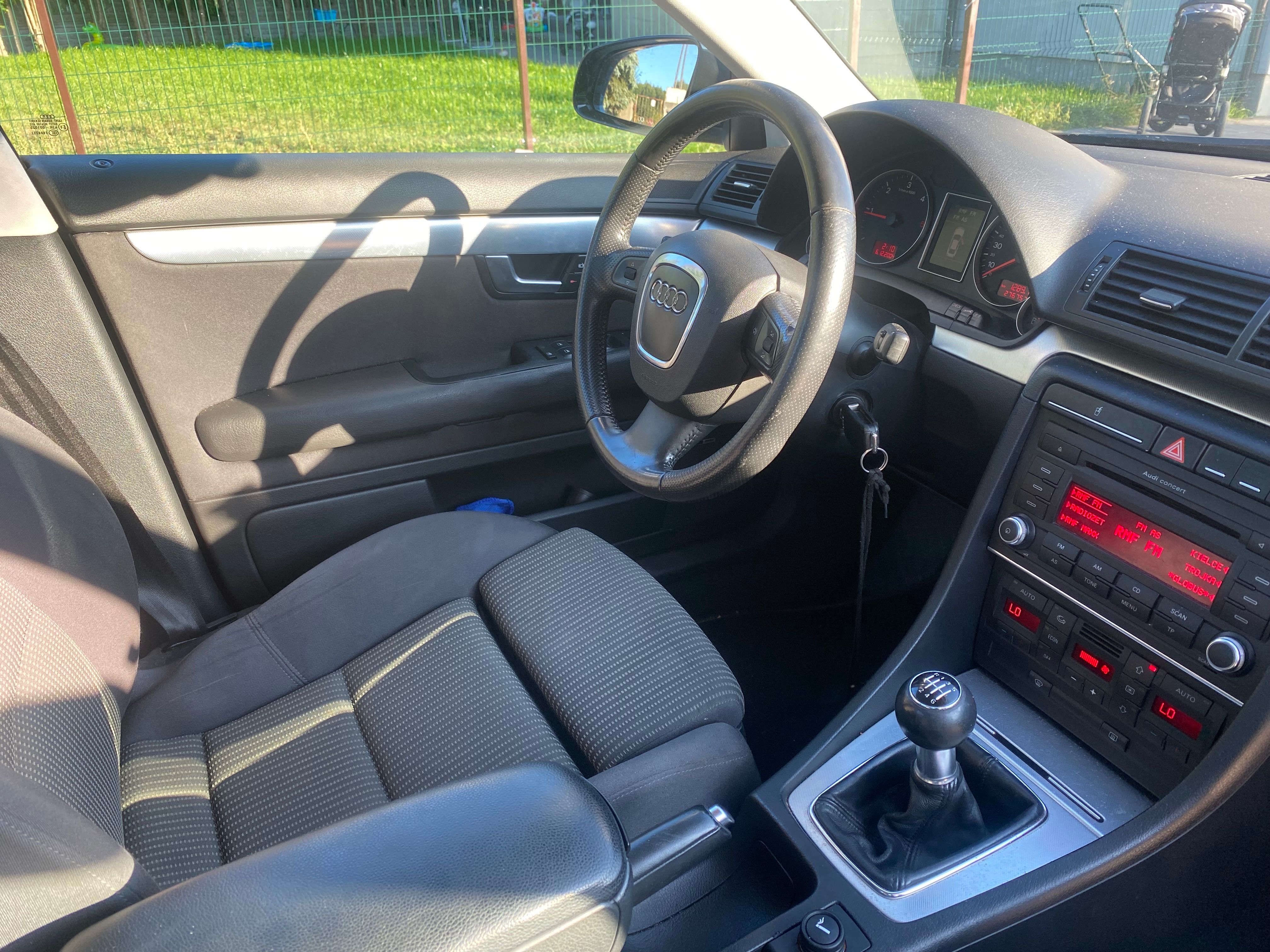 Audi a4 b7 2007 2.0 170 s-line Alu 18 bose