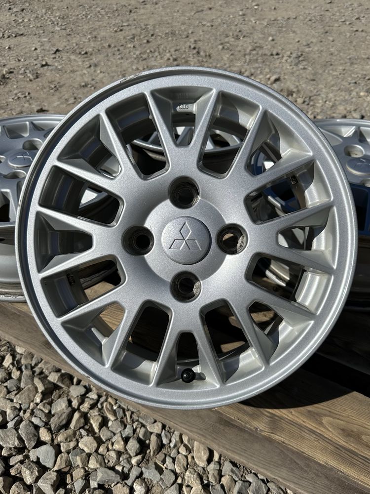 Диски R15 4x114,3 Mitsubishi Lancer Carisma Galant Space Star Colt