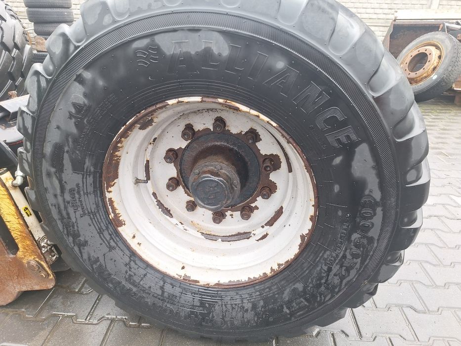 Kola 600. 50. 22.5 cala os felgi