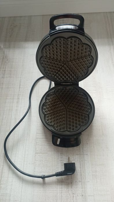 Gofrownica silvercrest, serduszka, 1200w