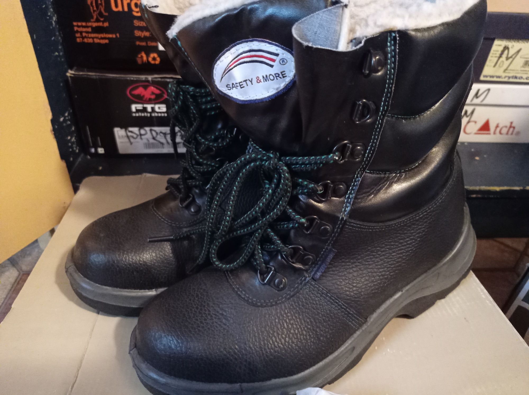 Buty robocze ocieplane wysokie roz.41 - 99zł