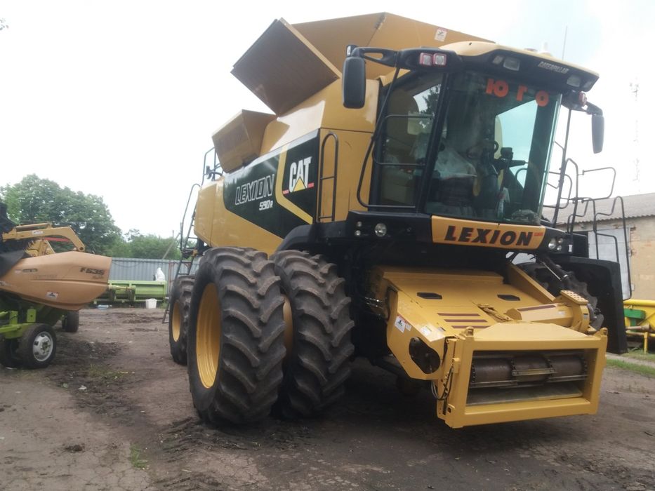 Продам CAT 590R Lexion