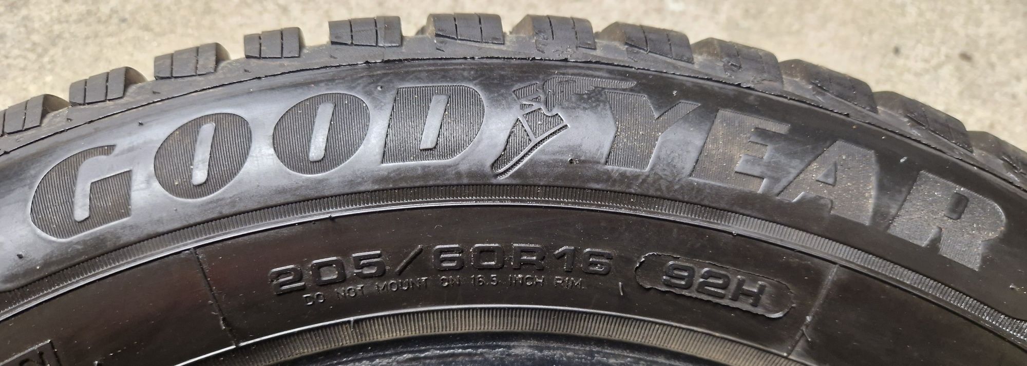 Opony zimowe GOODYEAR ULTRAGTIP 9+ 205/60/16 2szt Okazja !