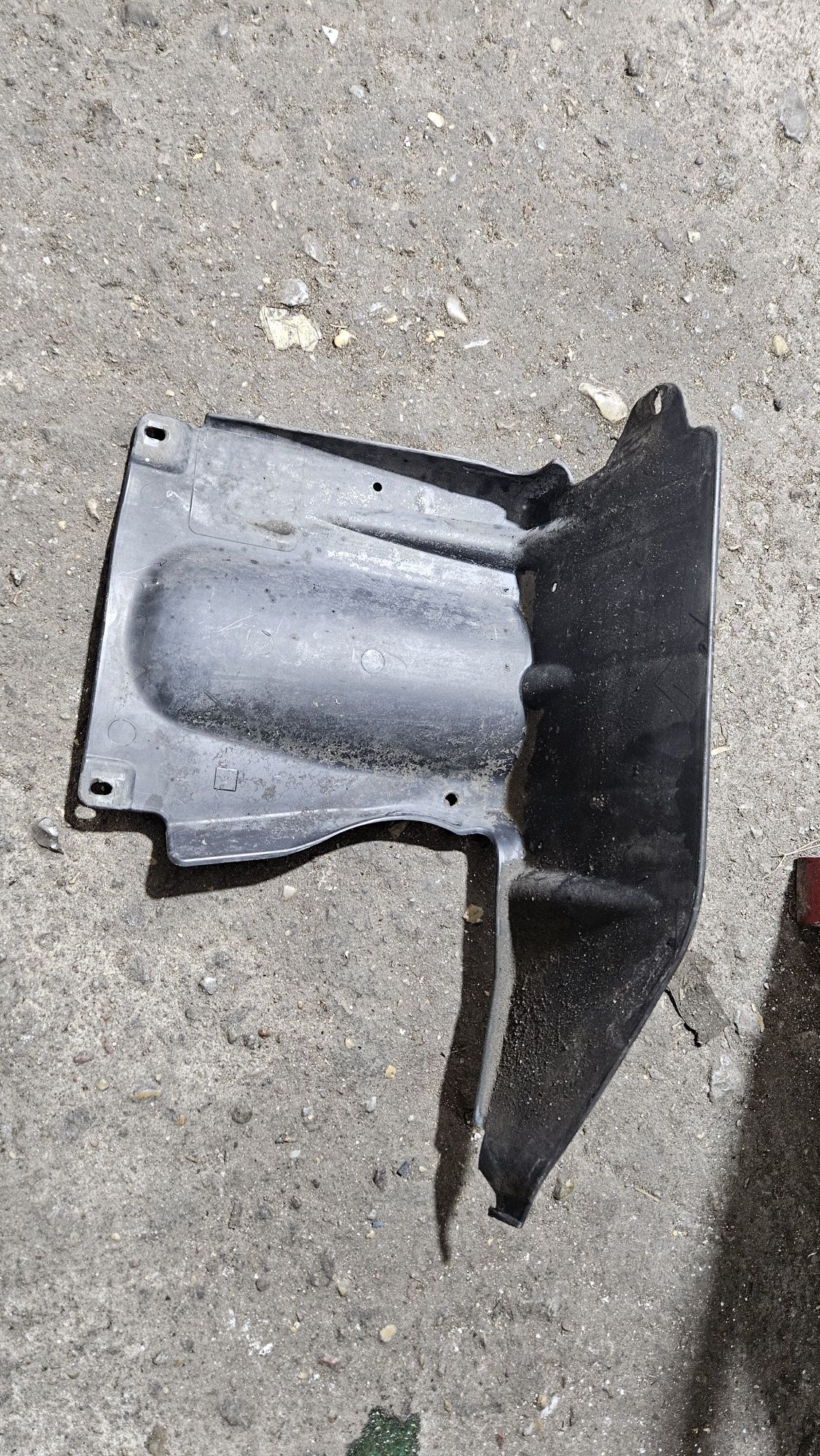 Osłona płyta silnika pod silnik opel corsa d prawa