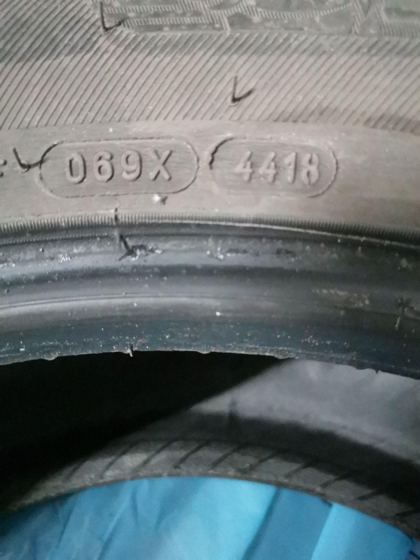 Opony Michelin całoroczne 235/60 R18