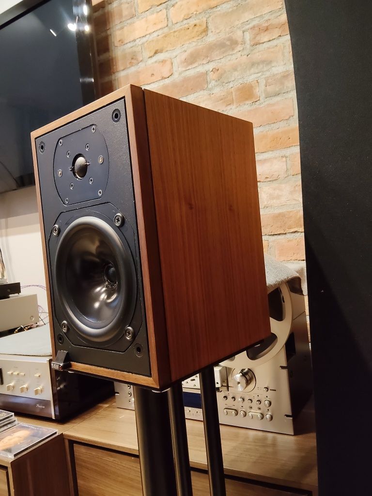 Monitory podstawkowe Bowers & Wilkins DM12 wysoki model high-end